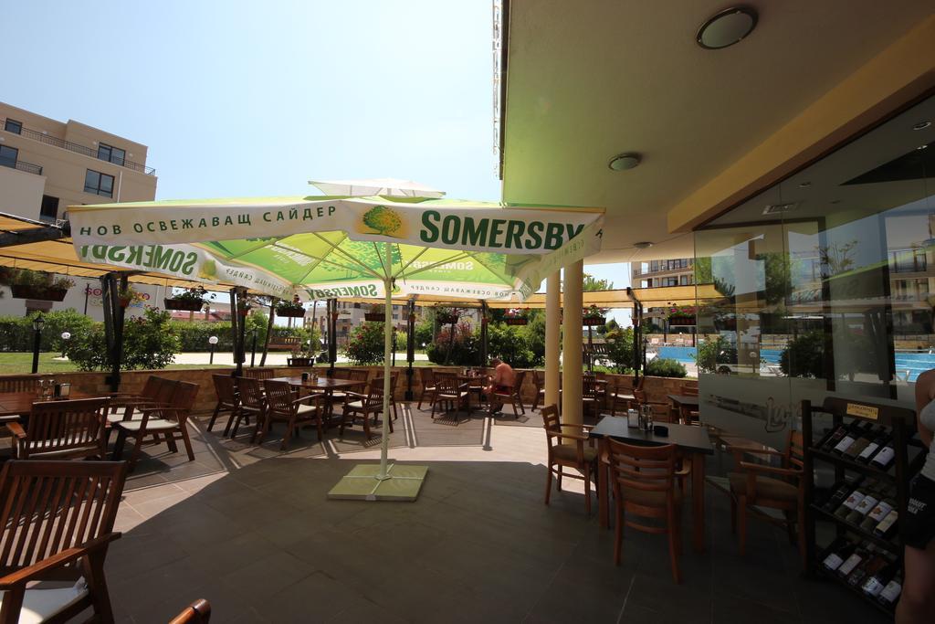 Menada Luxor Apartments Sveti Vlas Buitenkant foto