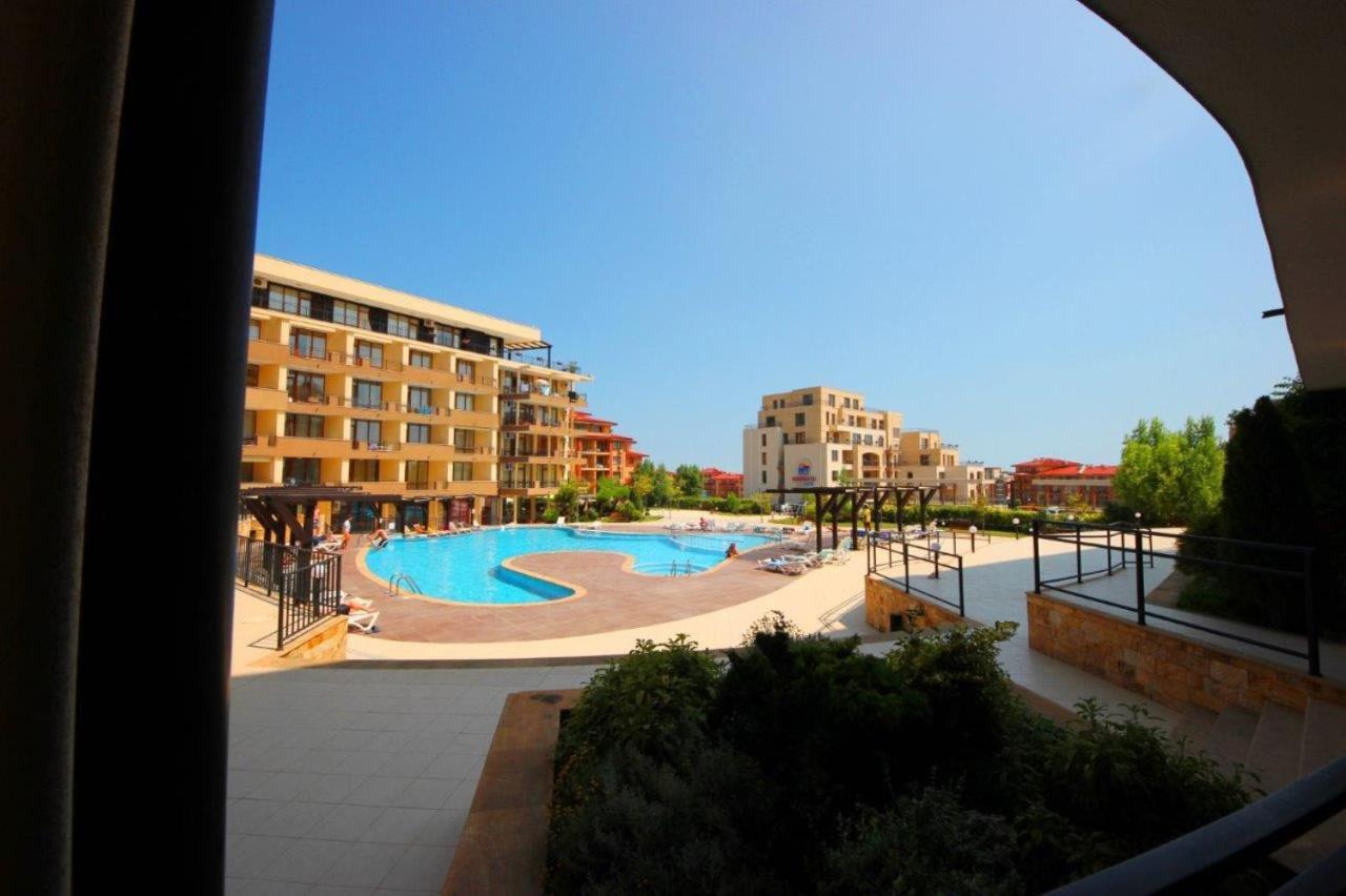 Menada Luxor Apartments Sveti Vlas Kamer foto
