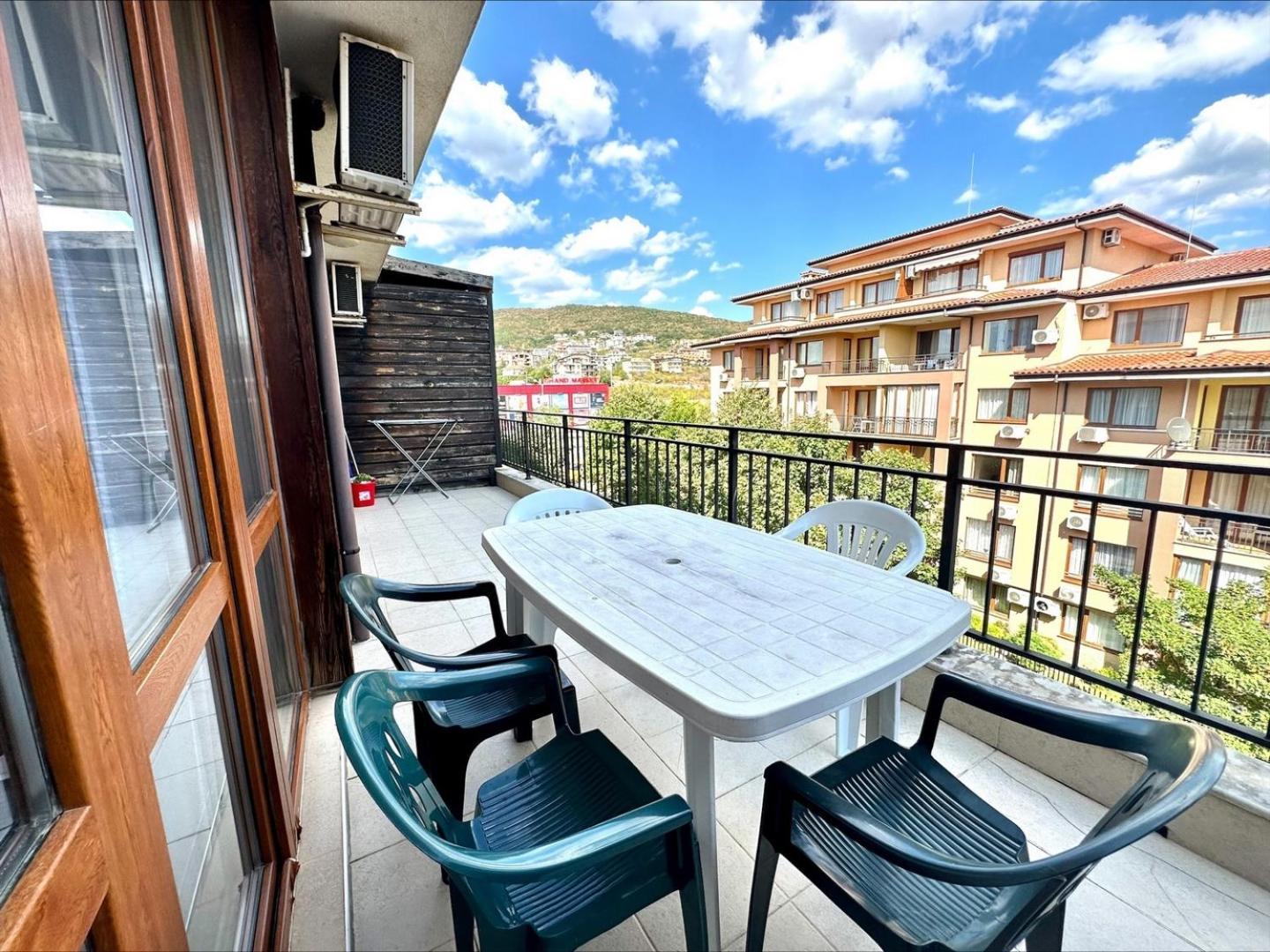 Menada Luxor Apartments Sveti Vlas Kamer foto
