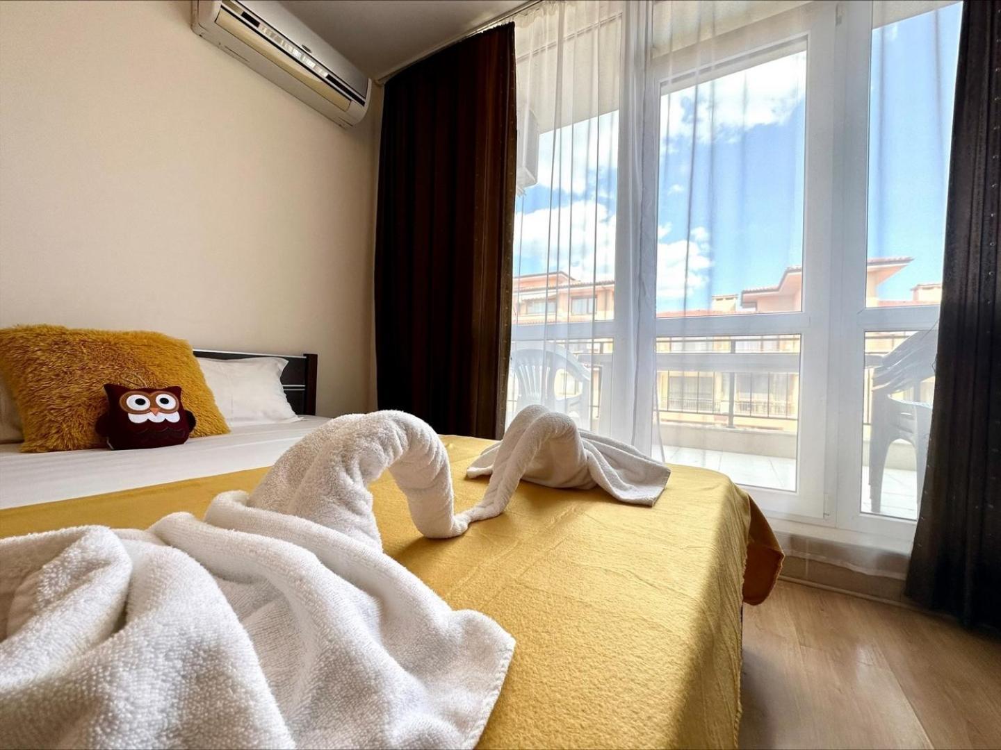 Menada Luxor Apartments Sveti Vlas Kamer foto