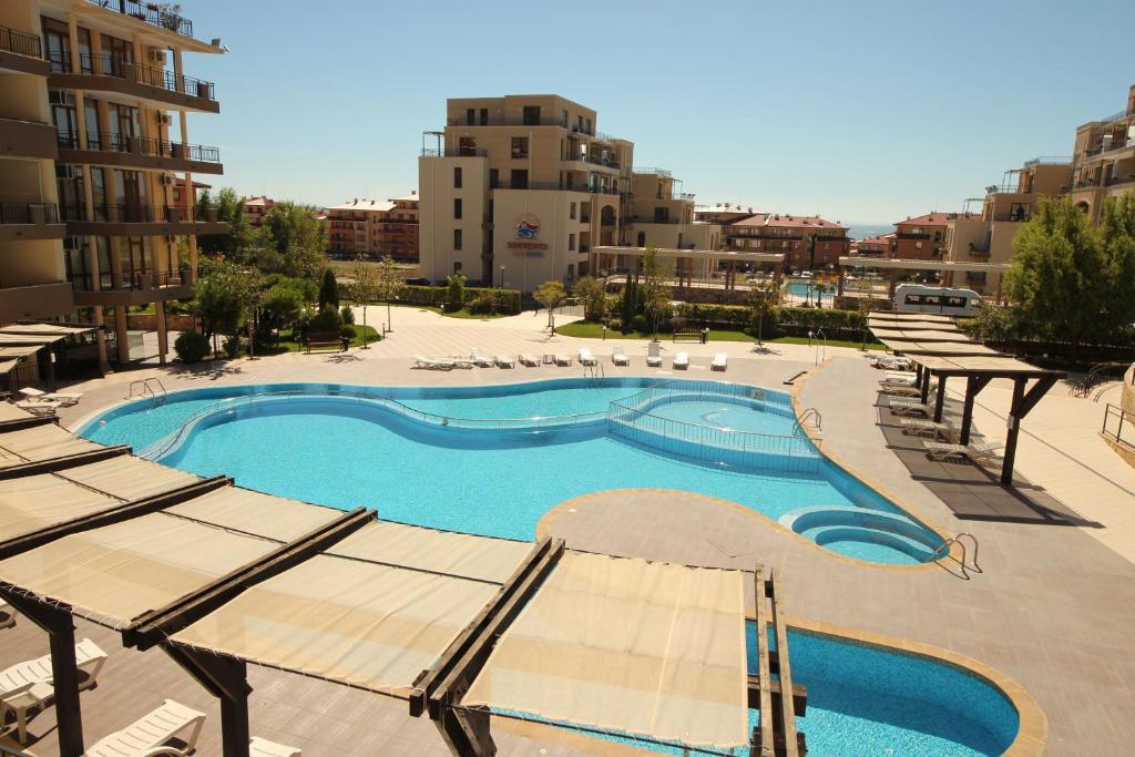 Menada Luxor Apartments Sveti Vlas Buitenkant foto