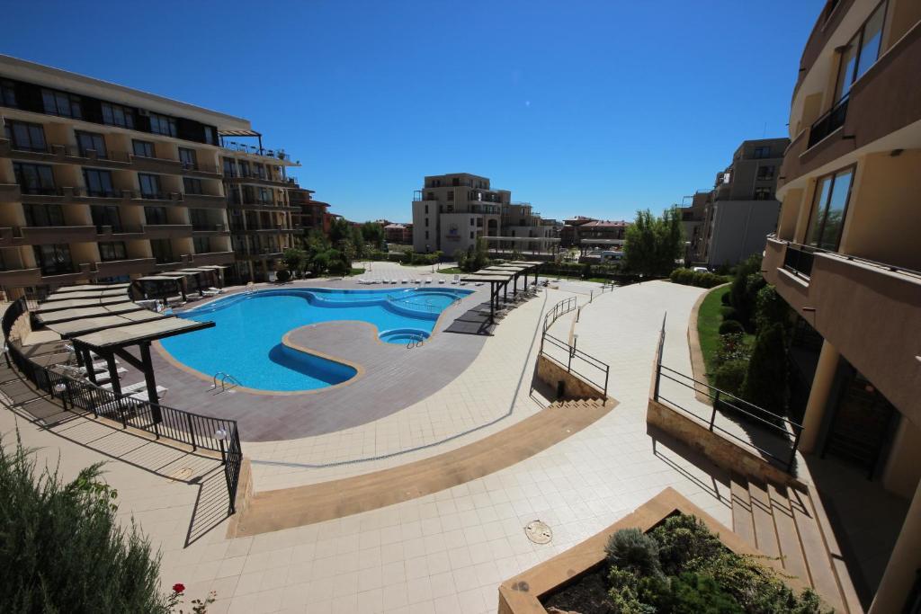 Menada Luxor Apartments Sveti Vlas Buitenkant foto